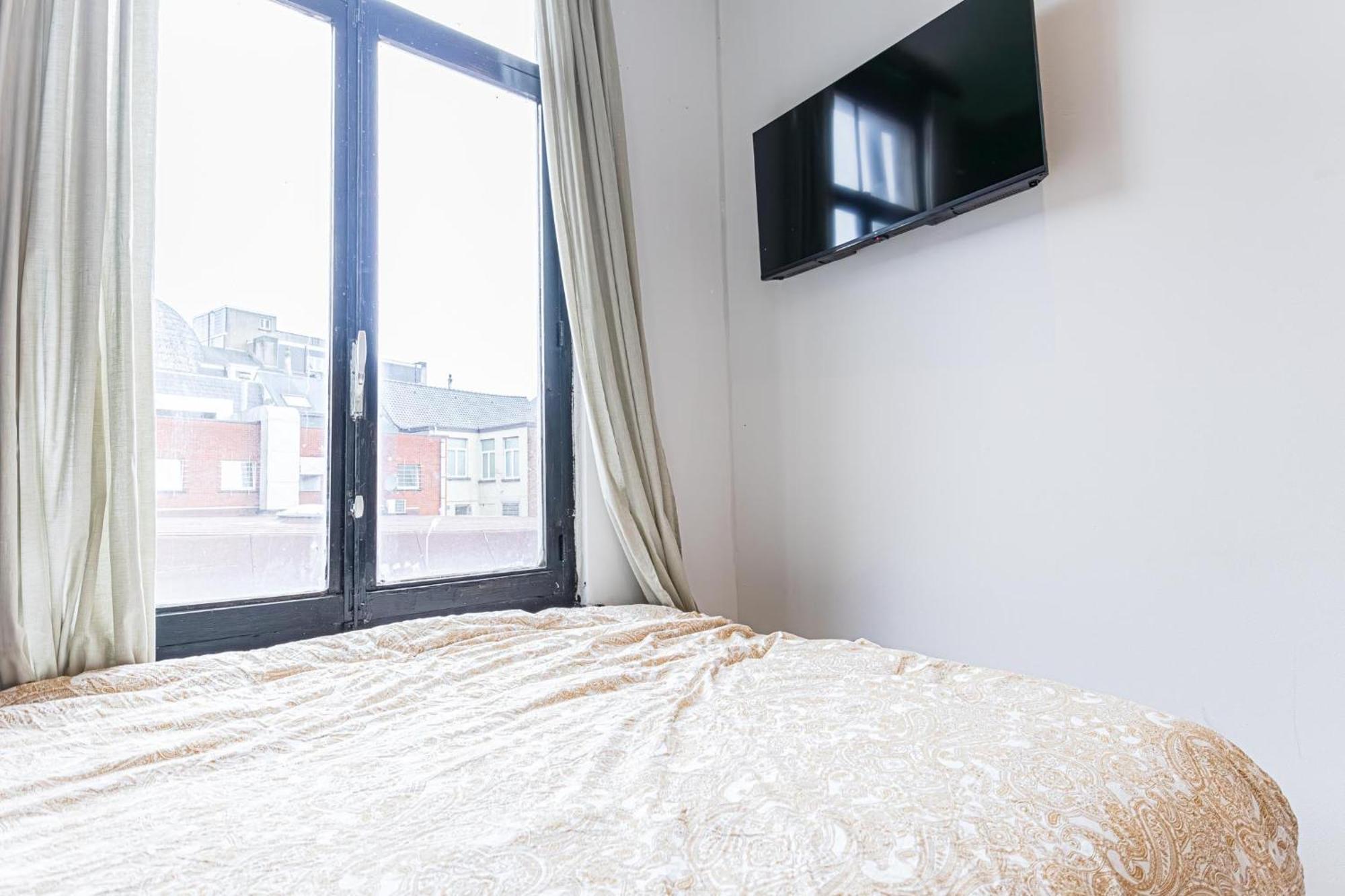 Spacious Shared 5Br Apt In The Heart Of Gent Εξωτερικό φωτογραφία